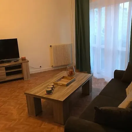 Appartement Secteur Hôpital Universités Et Centre Sportif *