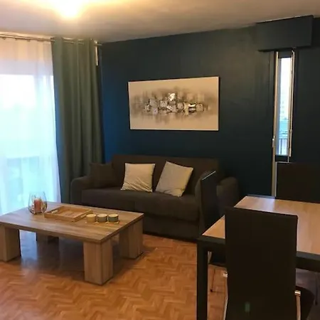 Appartement Secteur Hôpital Universités Et Centre Sportif